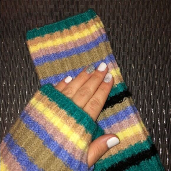 NWOT Free People Fingerless Glovess Arm Warmer - Picture 2 of 4